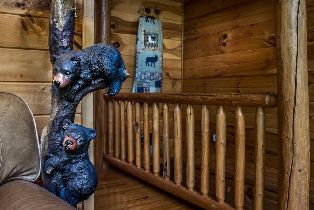 Holly Tree Hideaway - Semi Secluded Mtn Setting Villa Sevierville Exterior foto